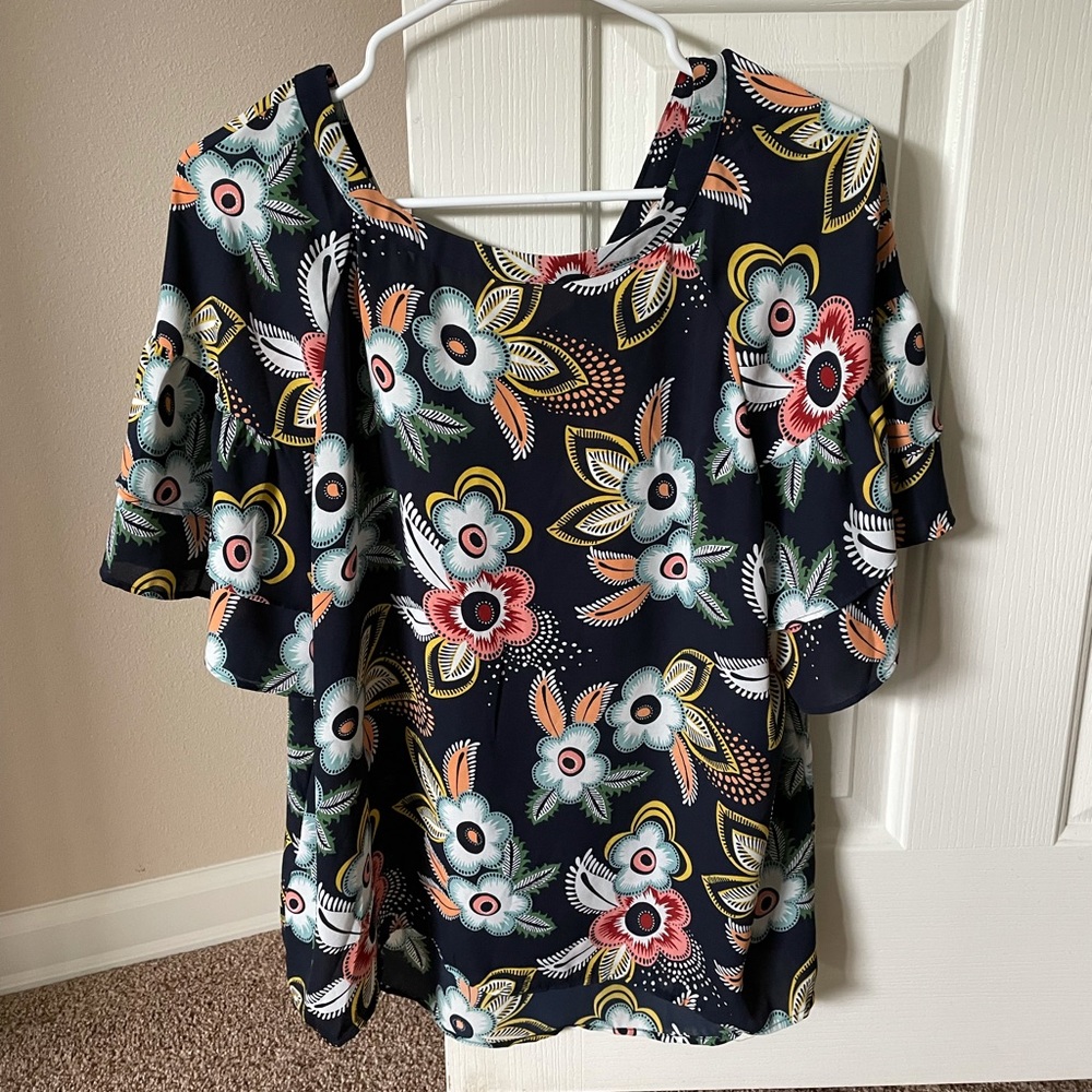 Loft short sleeve shirt